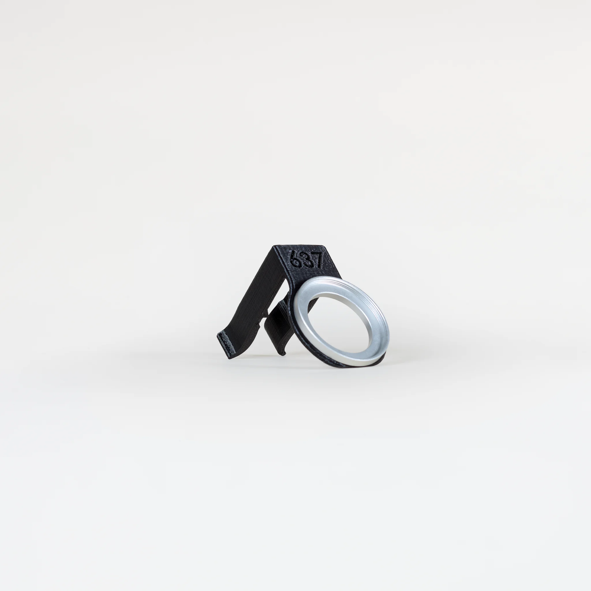 637 :: Adapter