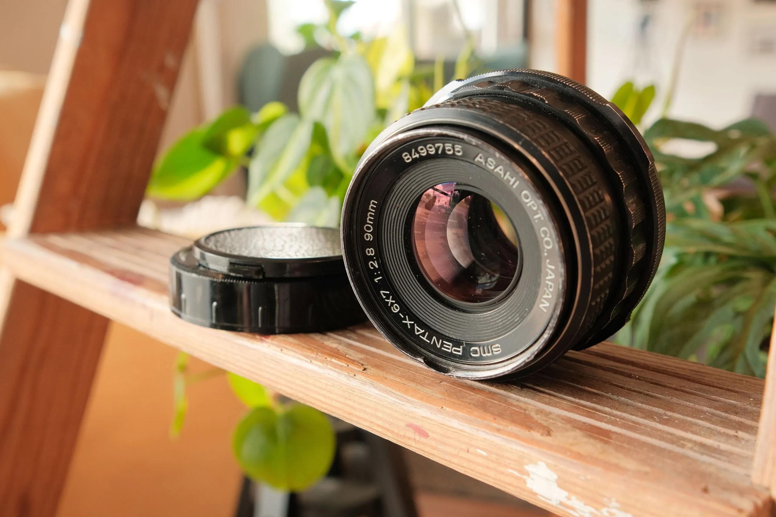 Asahi Pentax SMC 6x7 67 90mm f/2.8 lens- Late Model