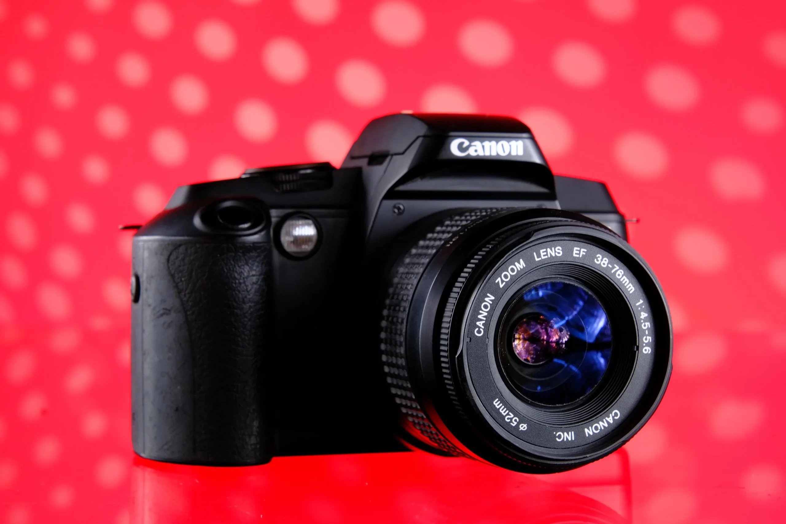 Canon EOS Rebel 5000 35mm SLR + 35-76mm Zoom Lens Tested!