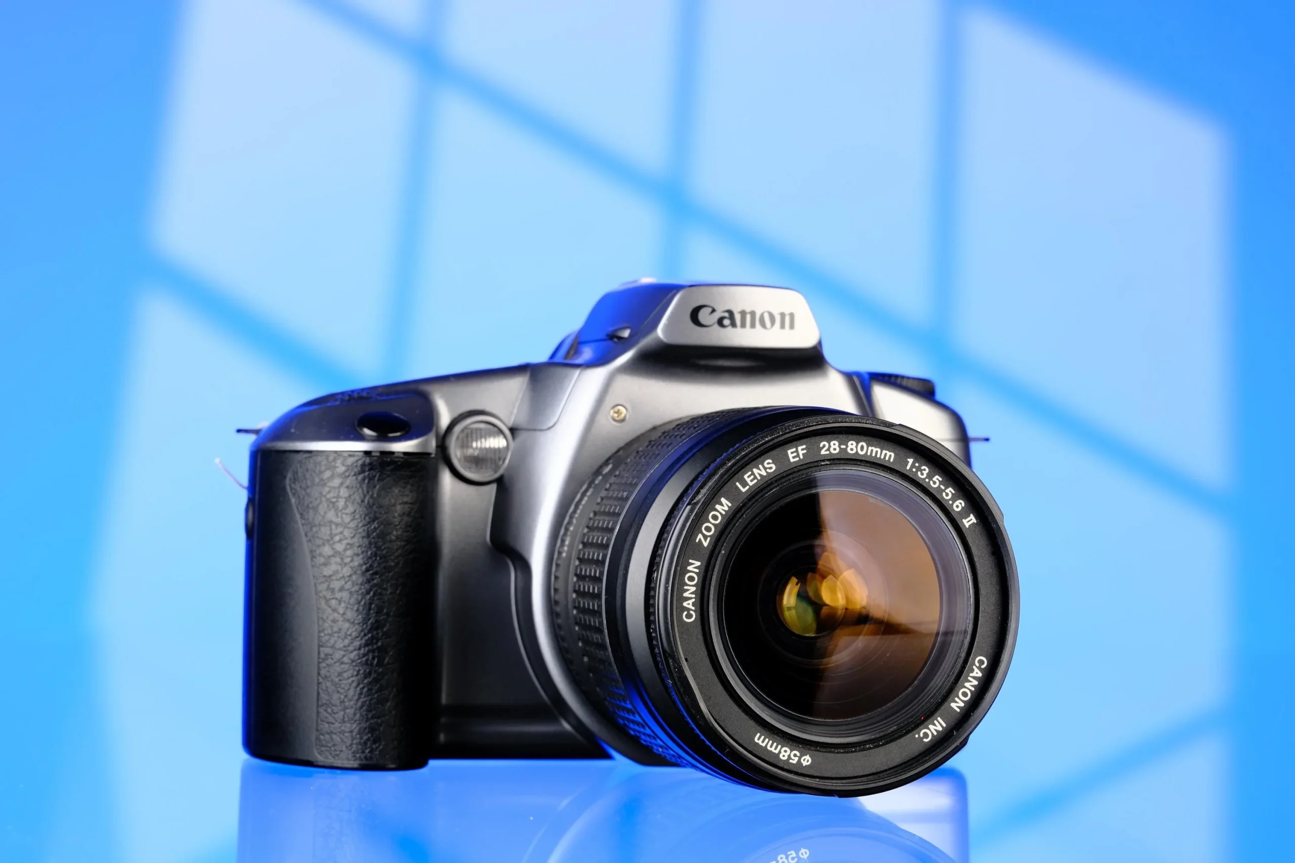 Canon EOS Rebel GII w/ ef 28-80mm 1:3.5-5.6 II lens - Tested! Perfect Student Camera
