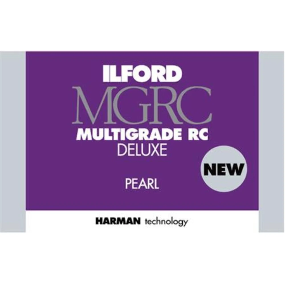 Ilford MULTIGRADE RC Deluxe Paper (Pearl, 8 x 10″, 25 Sheets)