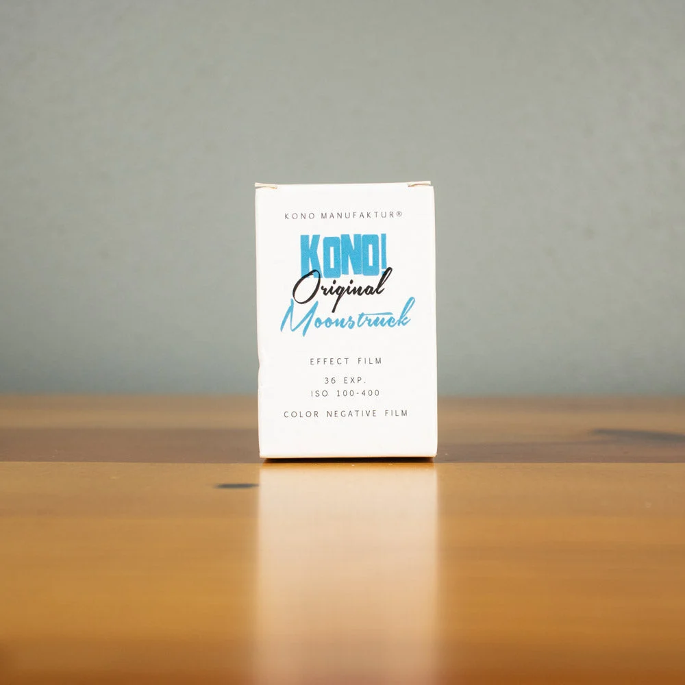 KONO! Moonstruck ISO 200 35mm 36 Exposure
