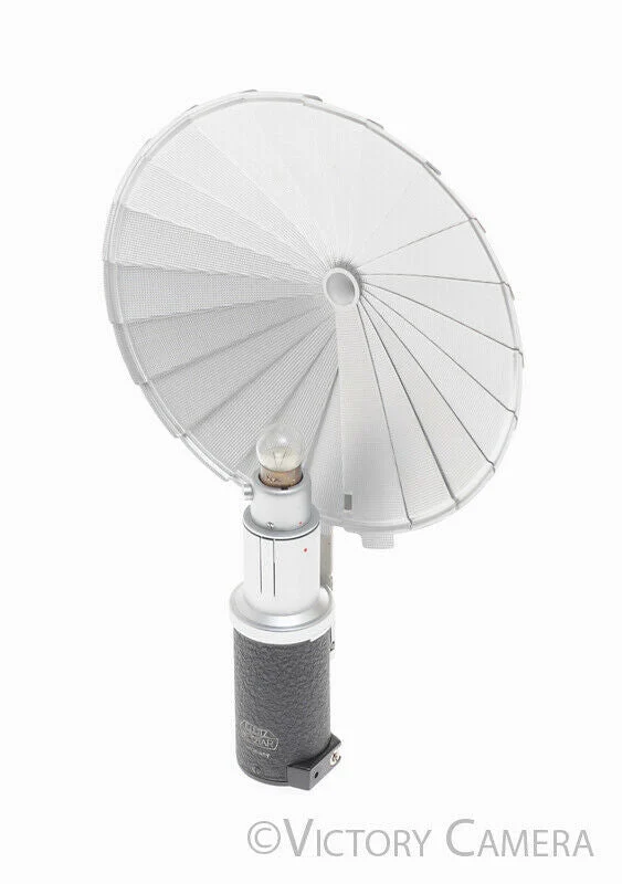 Leica Leitz Synchronblitzer Flash Attachment For Display [EXC-]