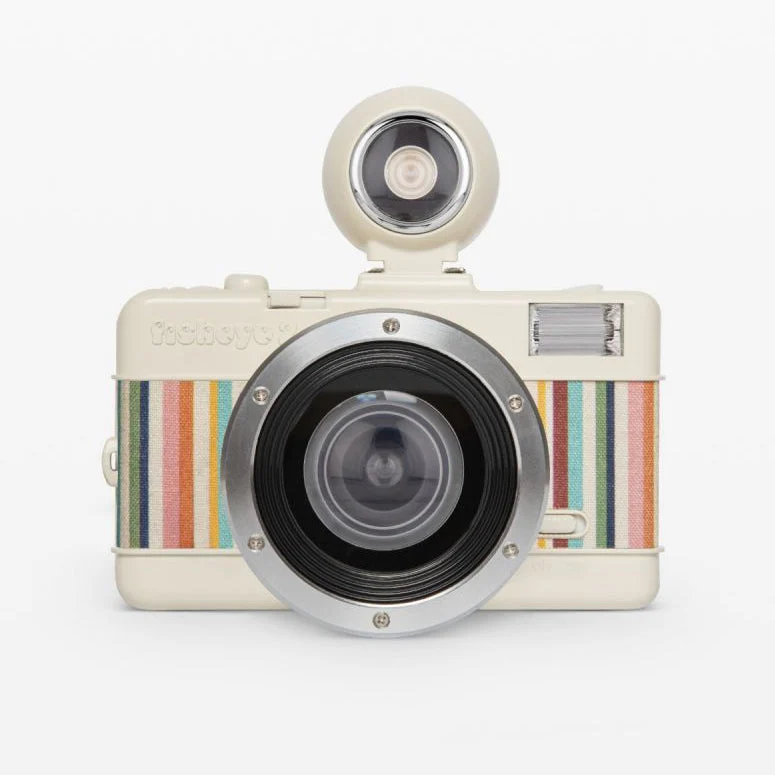 Lomography Fisheye No. 2 Point & Shoot 35mm Camera - Acapulco La Quebrada