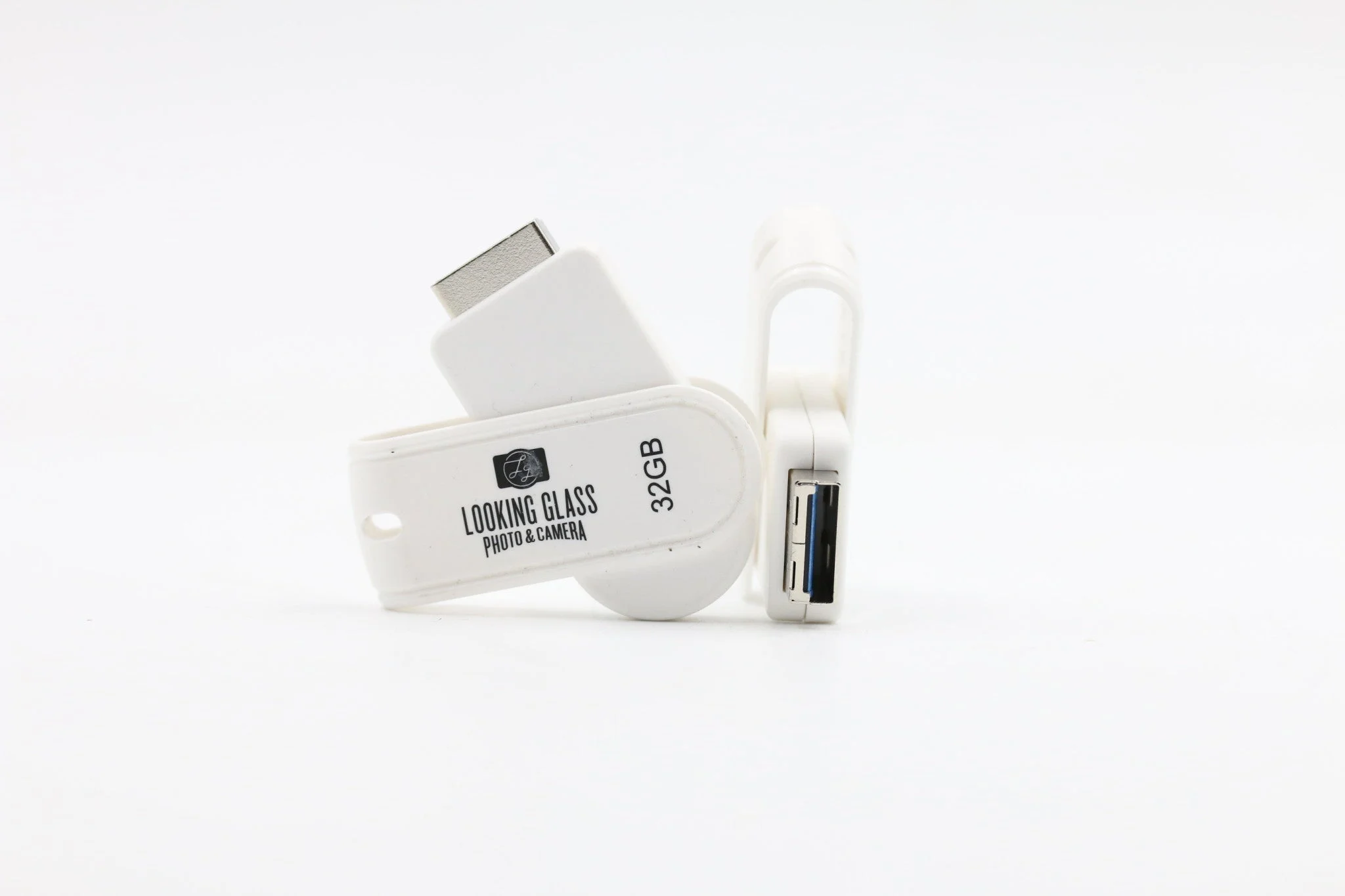 Looking Glass Photo 32GB USB Drive (White)