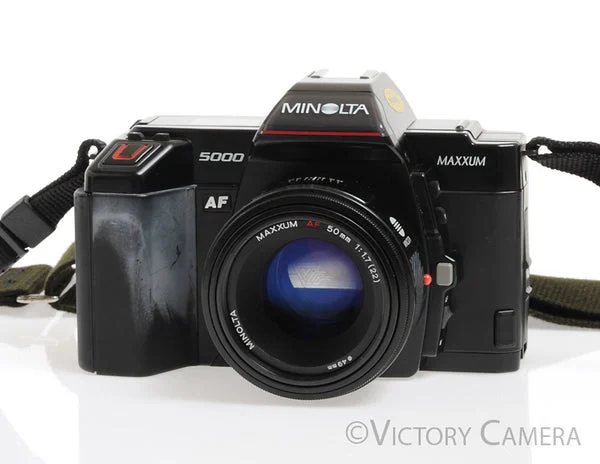 Minolta Maxxum 5000 Black 35mm SLR w/ 50mm f1.7 Lens & Leather Case [EXC+]
