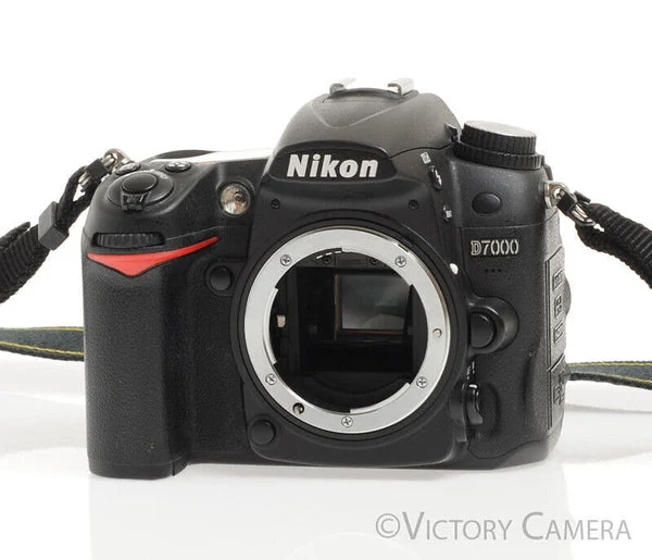 Nikon D7000 16.2MP Digital Camera Body -Clean, ~9700 shots- [EXC+]