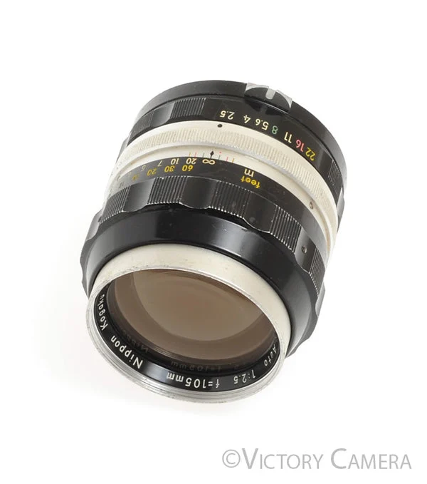 Nikon Nikkor-P 105mm f2.5 Photomic non-AI Telephoto Prime Lens -Light Marks- [Good]