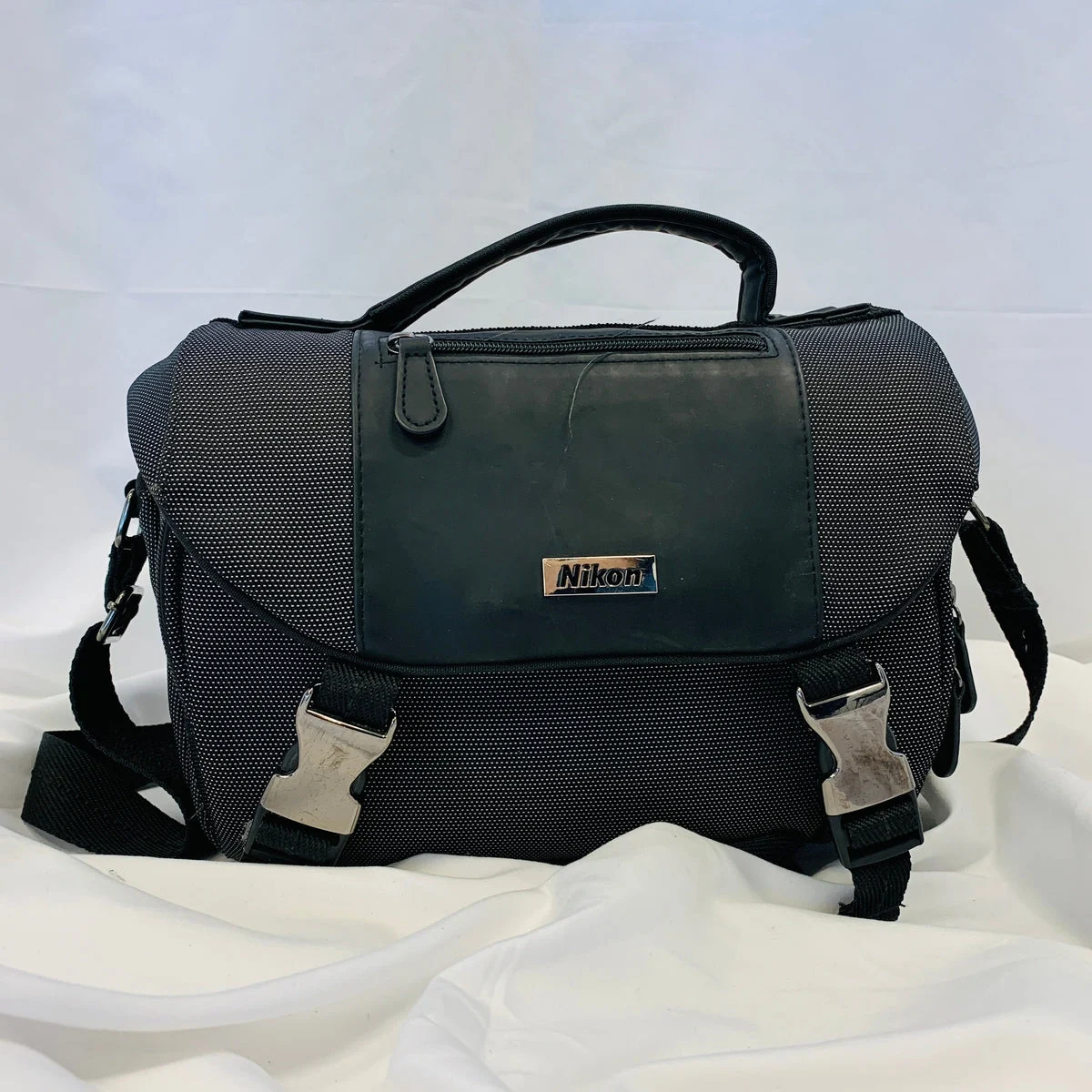 Nikon shoulder bag