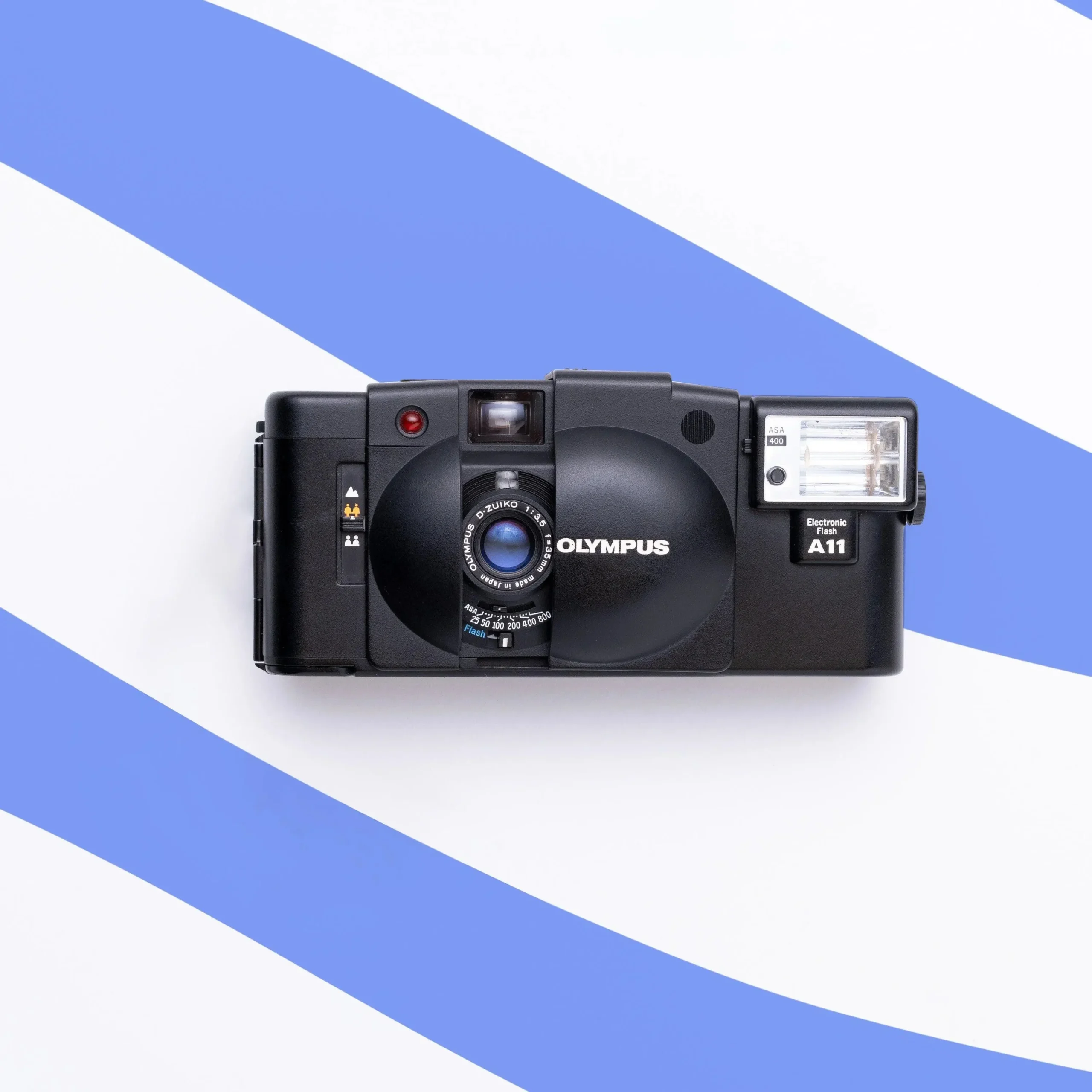 Olympus XA 2 | 35mm Point and Shoot Film Camera