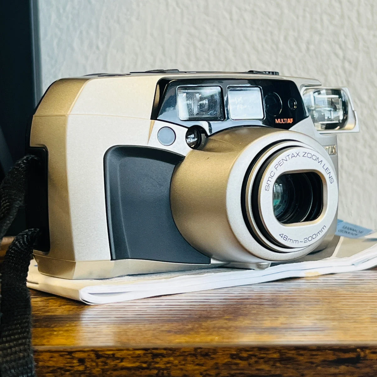 Pentax IQZoom 200
