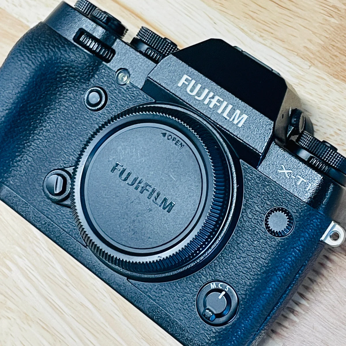 USED Fuji X-T1 under Shutter Count under 100 !!!