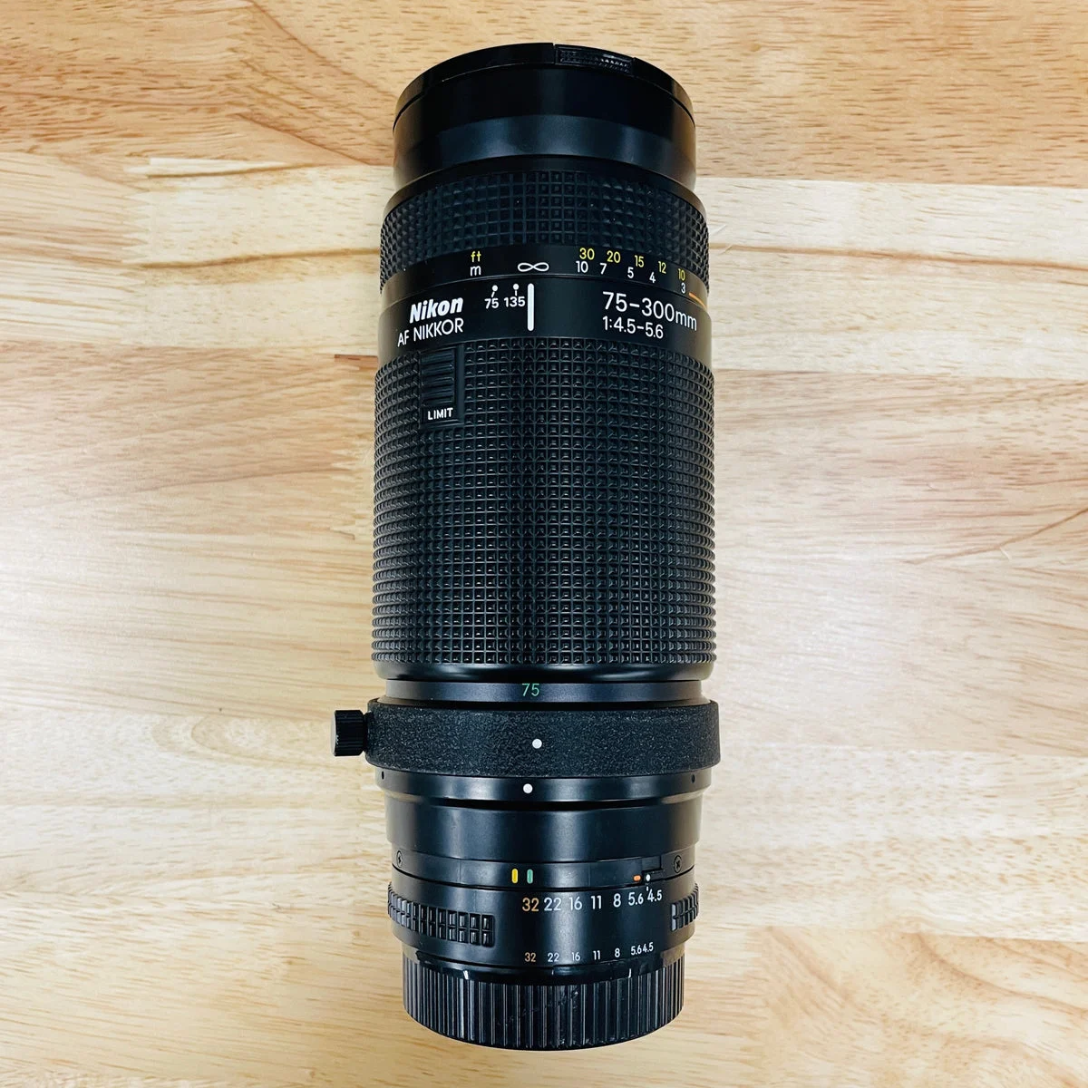Used Nikon AF NIKKOR 75-300mm f/4.5-5.6 Autofocus Lens {62}