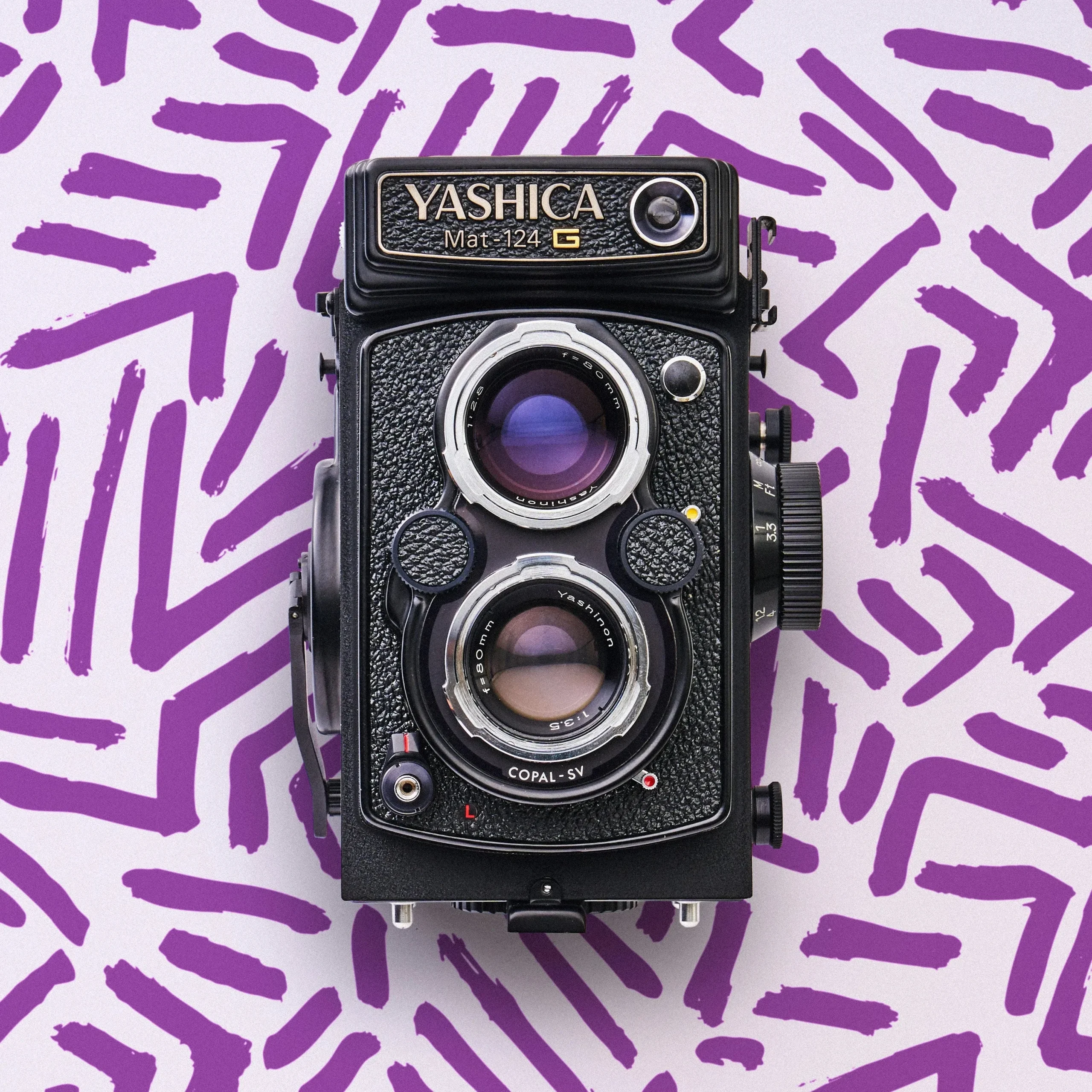 Yashica Mat 124 G | Medium Format Film Camera